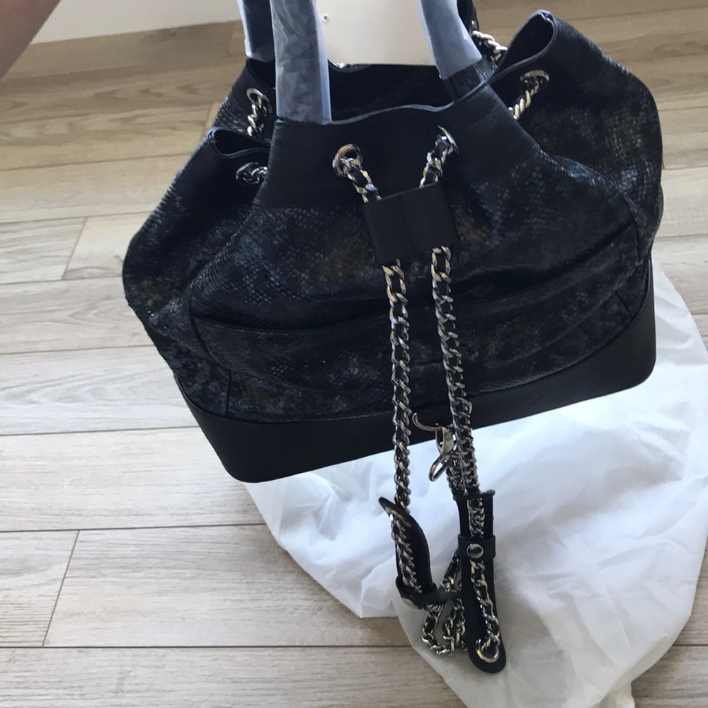 NWT Isabella Adams python backpack purse - Picture 2 of 8